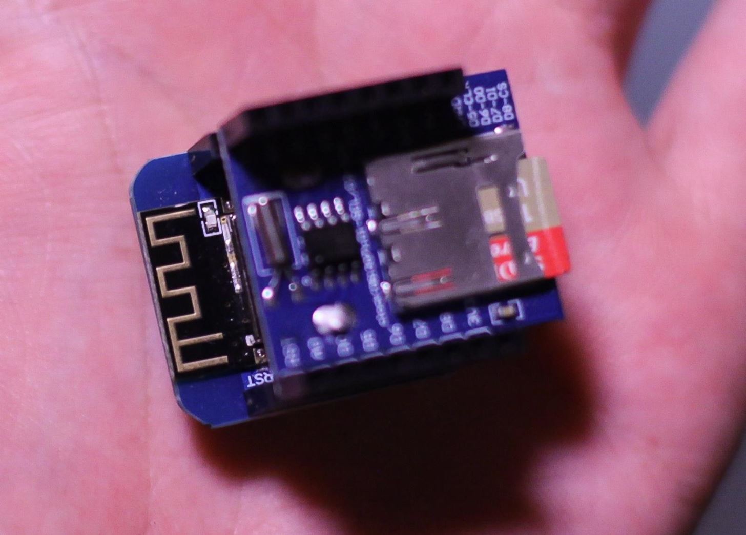 How to Inconspicuously Sniff Wi-Fi Data Packets Using an ESP8266