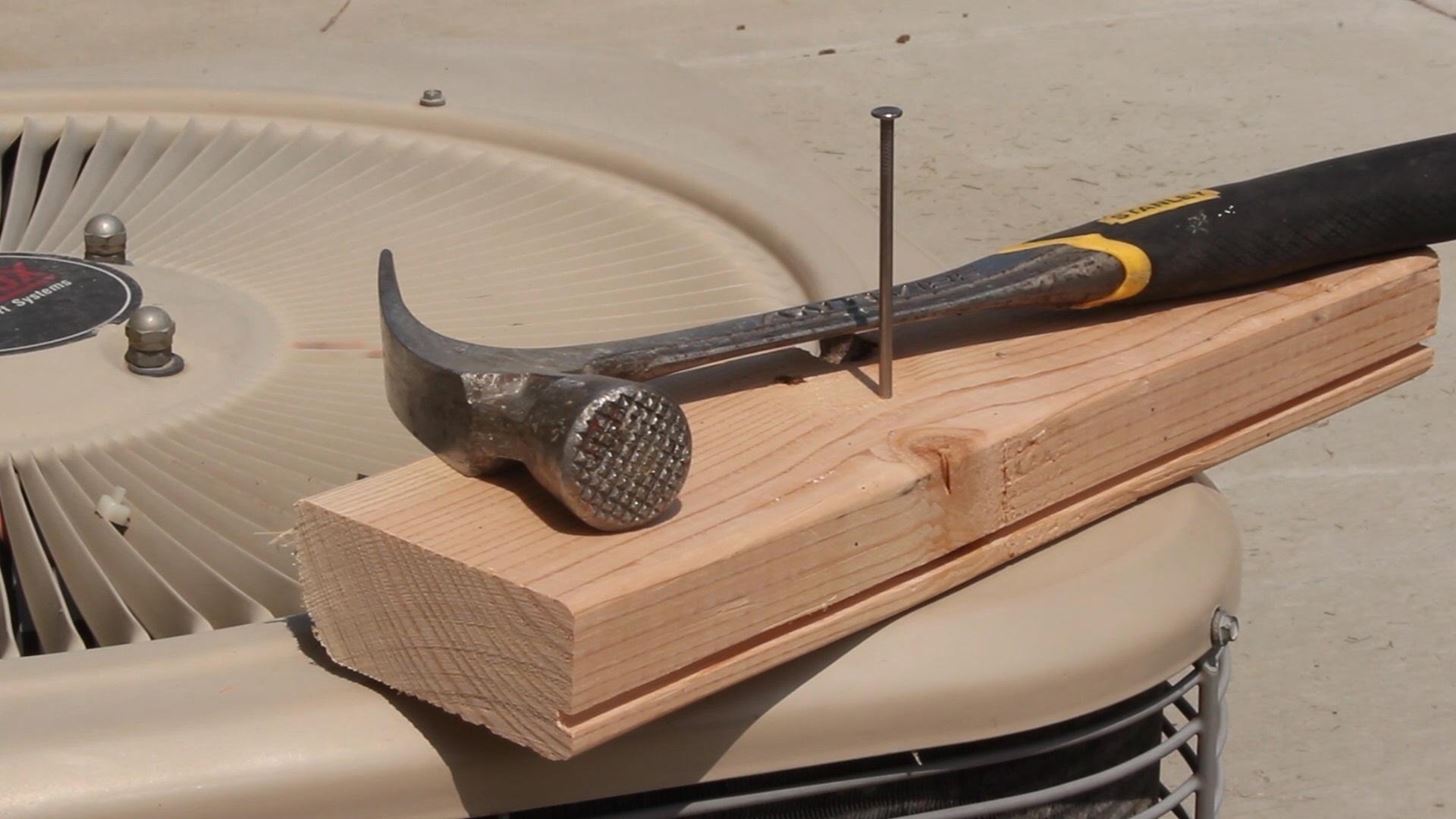 How Do You Balance 14 Nails on a Single Nailhead? Find Out with This DIY Gravity Puzzle