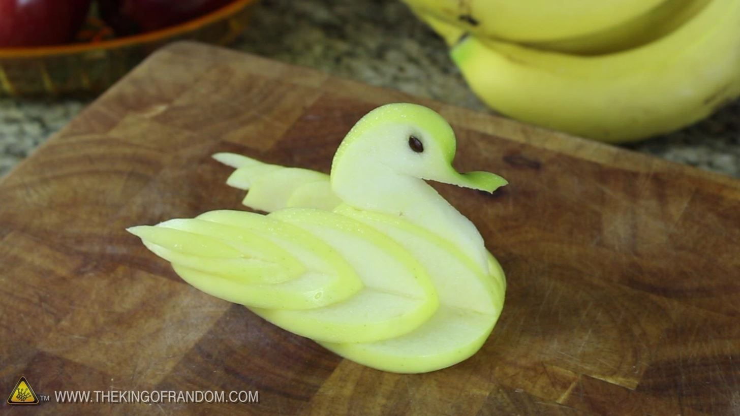 How to Turn an Ordinary Apple into a Deliciously Artful Swan
